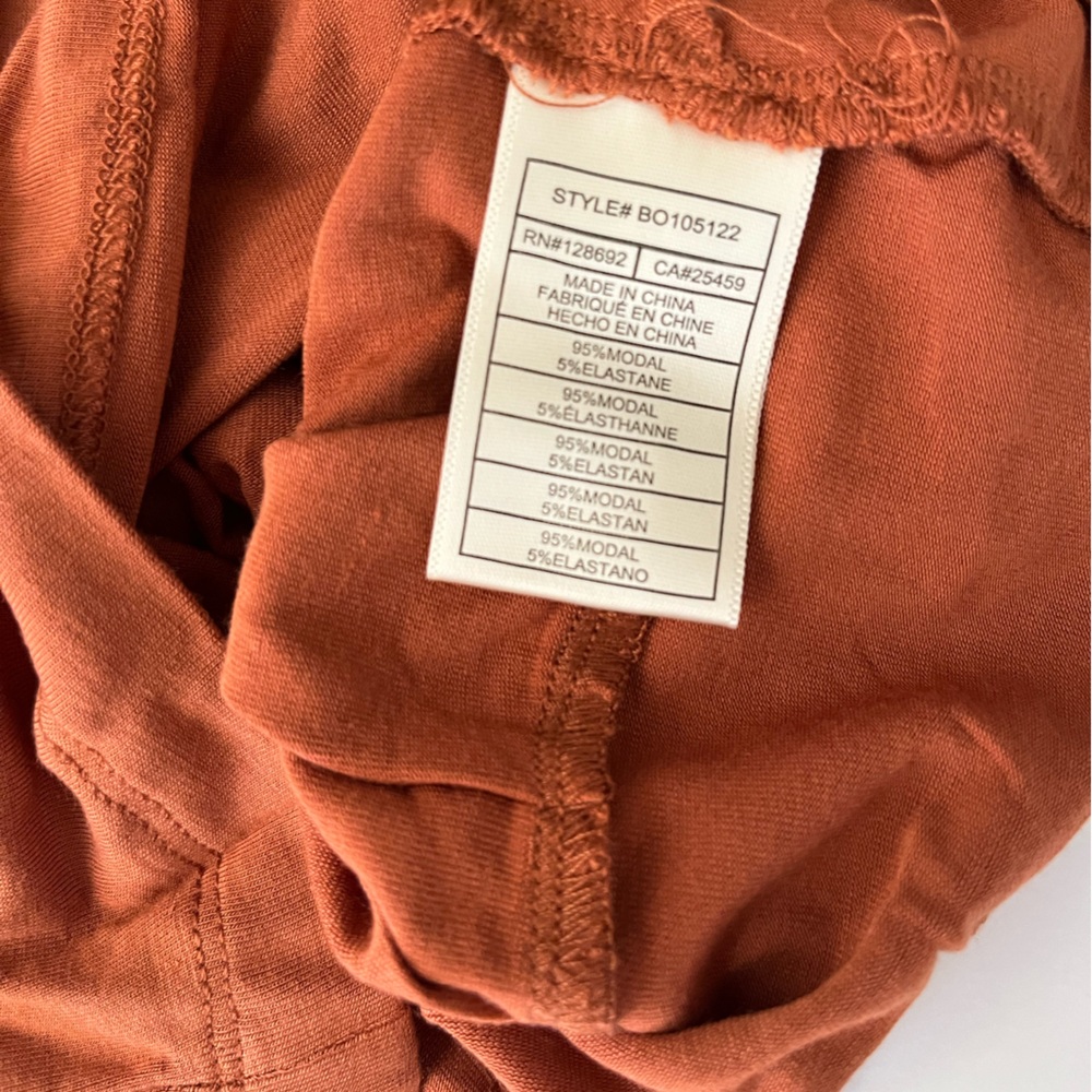 Steve Madden | NWT Burnt Orange Janina V-Neck Sienna Crop Top - Picture 6 of 8